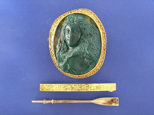 Appraisal: A ct gold malachite cameo brooch diameter x mm AF