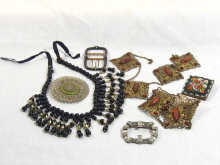 Appraisal: A quantity of costume jewellery