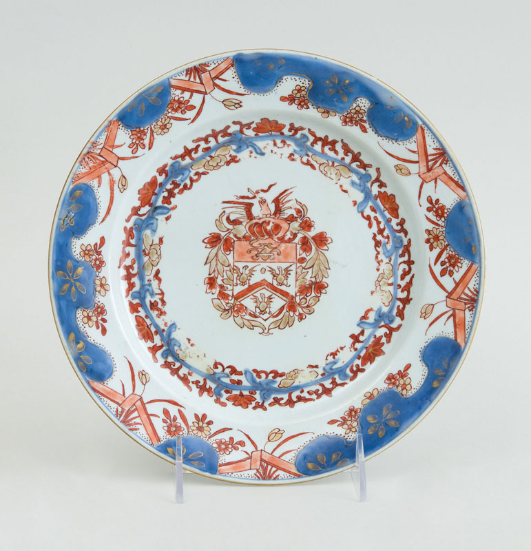 Appraisal: CHINESE EXPORT PORCELAIN IMARI ARMORIAL PLATE MADE FOR THE DUTCH