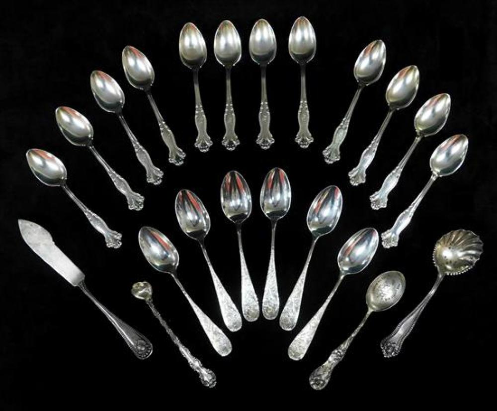 Appraisal: SILVER Assorted sterling flatware twenty-two pieces including twelve Howard Sterling