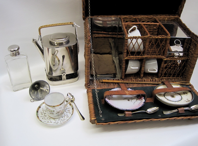 Appraisal: AMERICAN PICNIC SET with assembled service for four The wicker