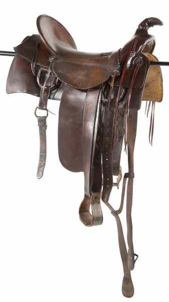 Appraisal: Western Style Horse Saddletooled leather cowboy saddle size Worn condition