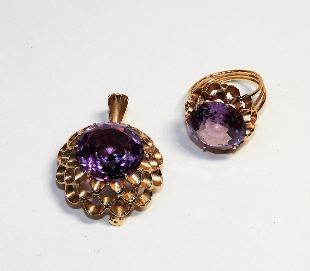 Appraisal: K GOLD LAVENDER VIOLET SAPPHIRE BROOCH RING PEND th CenturyIncludes