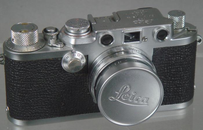 Appraisal: Leica IIIf rangefinder camera No mm Leitz Summitar Nr red