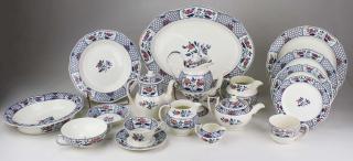 Appraisal: Approx Pcs Wedgwood Cheadle Pattern Dinnerware china ca incl soup