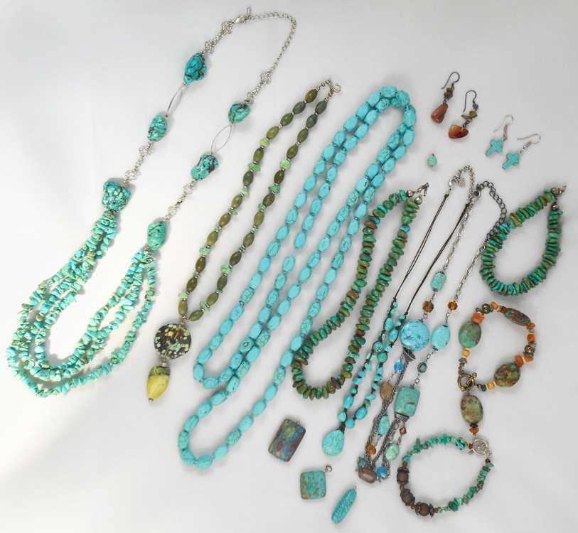 Appraisal: SEVENTEEN ARTICLES OF JEWELRY six necklaces three bracelets four pendants