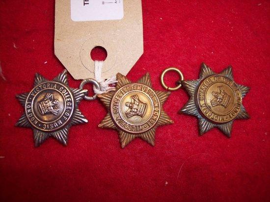 Appraisal: A ct gold medallion of star shape marked Victoria College