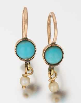 Appraisal: A Pair of Vintage Pink Gold Turquoise and Pearl Earrings