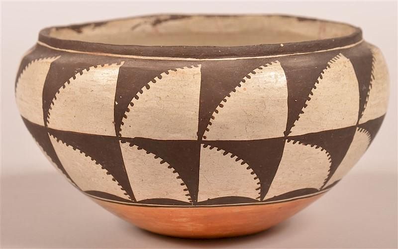 Appraisal: Vintage Acoma Indian Pottery Bowl Vintage Acoma Indian Pottery Bowl