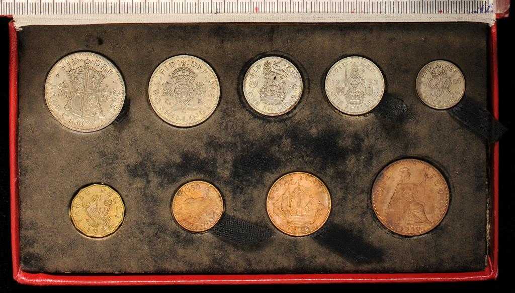 Appraisal: GEORGE VI HALFCROWN - FARTHING PROOF SET box of issue