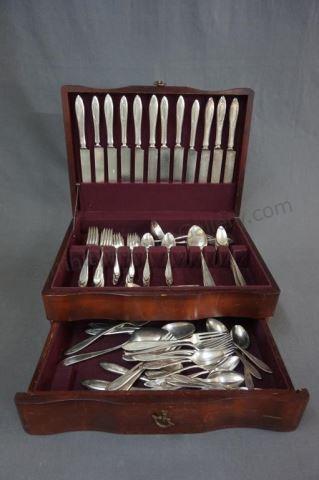 Appraisal: Vintage Oneida Community Plate Flatware Set c 's- 's Oneida