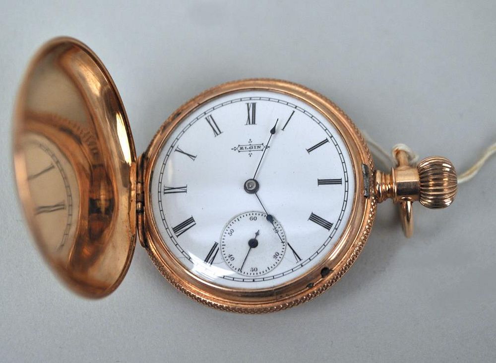 Appraisal: K Gold Elgin Hunter Case Pocket Watch lady's watch with