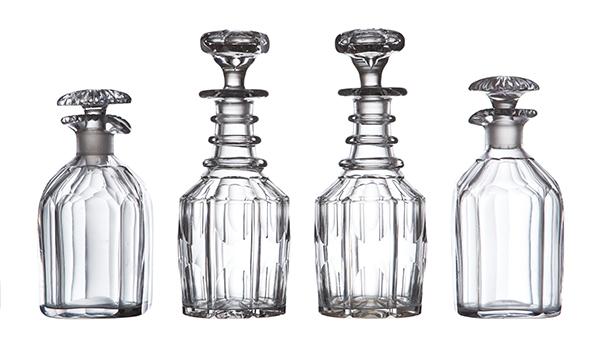 Appraisal: A PAIR OF GEORGIAN TRIPLE RING NECK PINT DECANTERS WITH