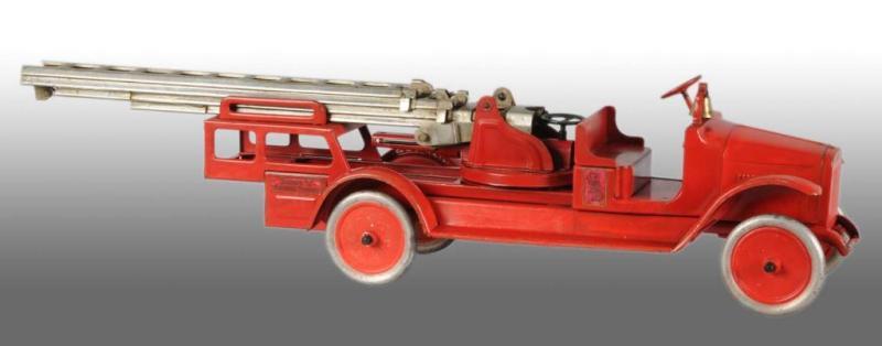 Appraisal: Pressed Steel Buddy L Hydraulic Aerial Ladder Toy Description Circa