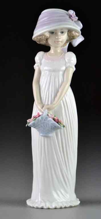 Appraisal: Lladro Porcelain Figurine ''Little Lady''''Pequena Dama'' depicting a young girl