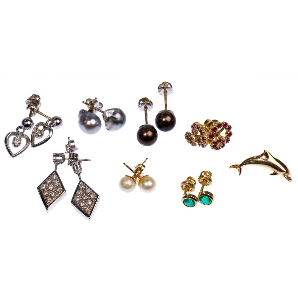 Appraisal: K GOLD PIERCED EARRING ASSORTMENT pairs having pearls gemstones and