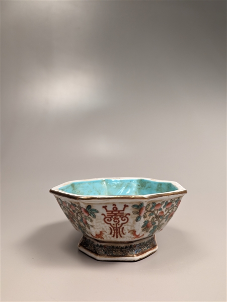 Appraisal: Chinese Qing-style enameled porcelain footed bowl of octagonal form set