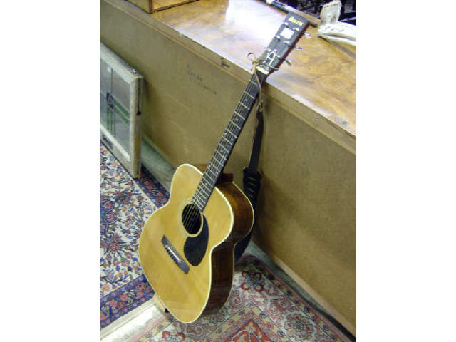 Appraisal: GUITAR - MORRIS