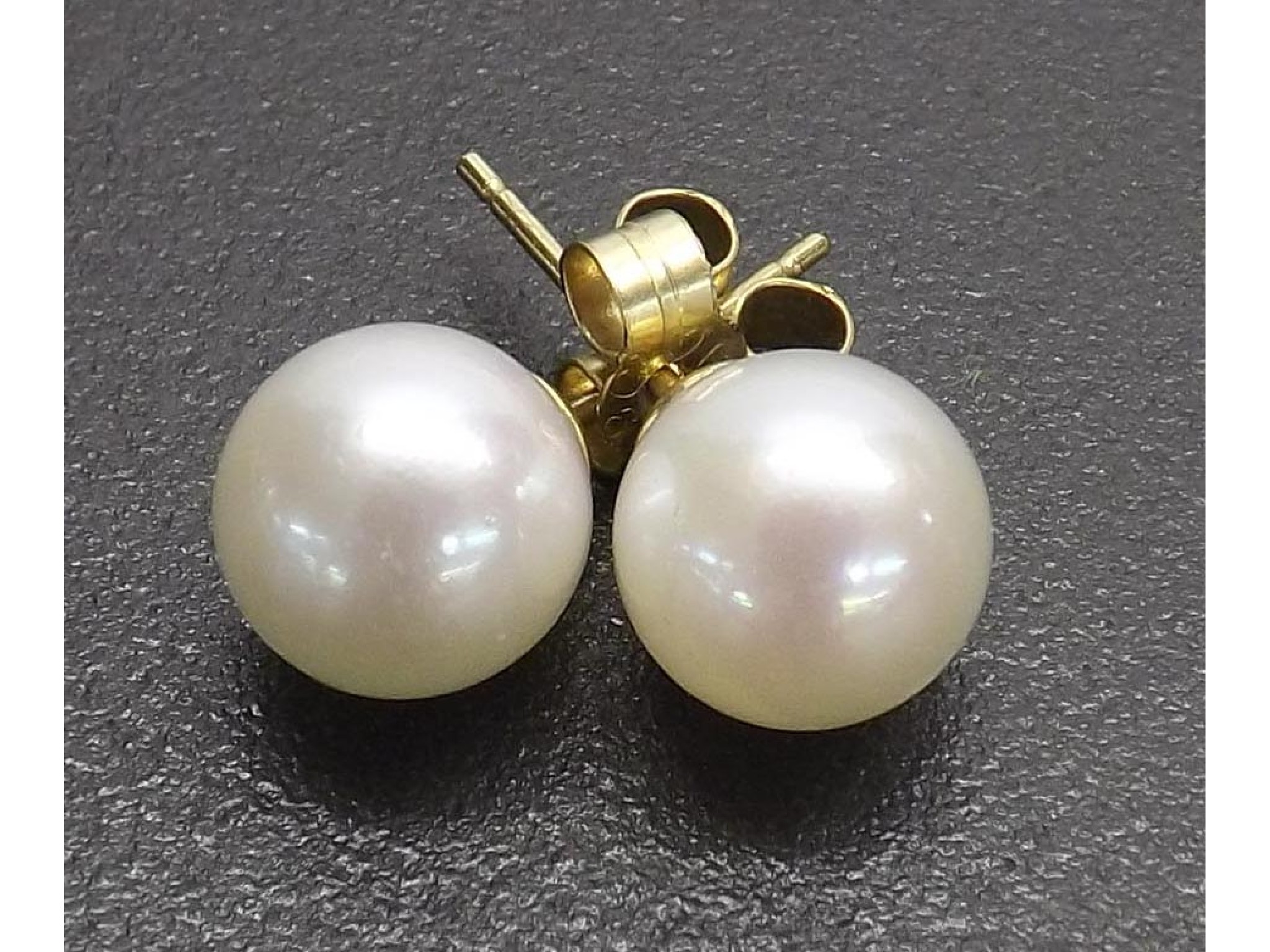 Appraisal: Pair of cultured pearl ear studs mm diameter