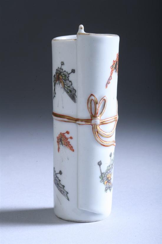 Appraisal: CHINESE FAMILLE ROSE AND GILT PORCELAIN BRUSH HOLDER BITONG Shende