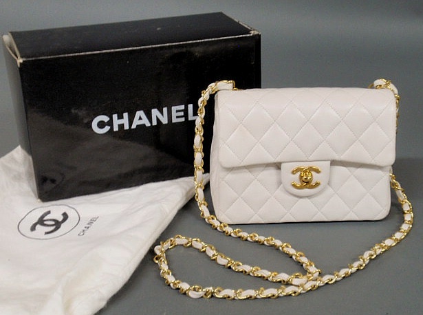 Appraisal: Chanel bone quilted leather small purse with outside slit pocket