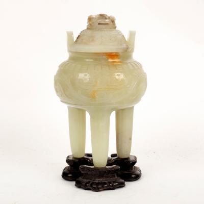 Appraisal: A Chinese pale celadon jade censer and cover Qing dynasty