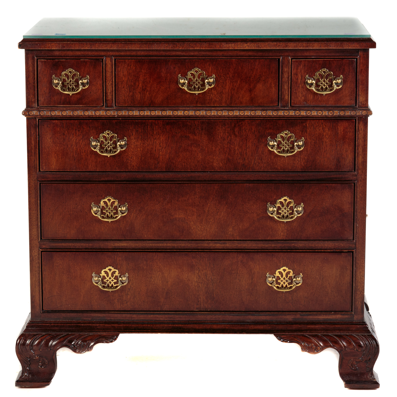 Appraisal: HENREDON MAHOGANY BACHELORS CHEST Mahogany with a figural veneered top