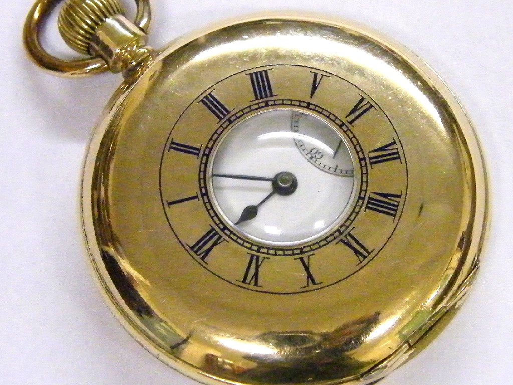 Appraisal: American Waltham ct gold plate lever half hunter pocket watch