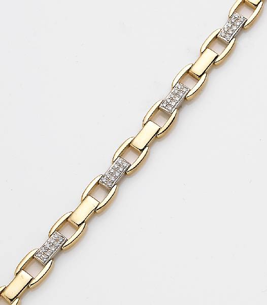 Appraisal: A diamond and k gold link bracelet estimated total diamond