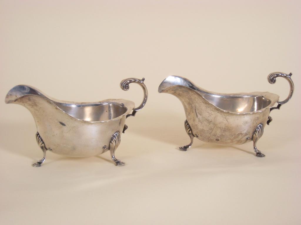 Appraisal: Pair of George V Sauce Boats with shaped rims leafage