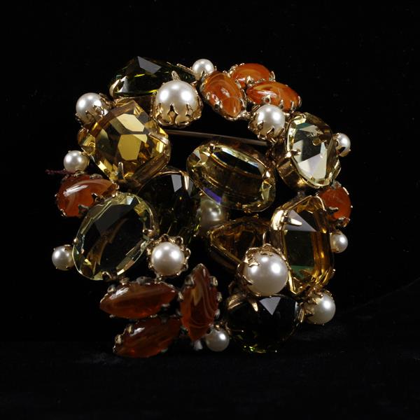 Appraisal: Juliana Jeweled Brooch Pin with Faux Pearls Unmarked dia