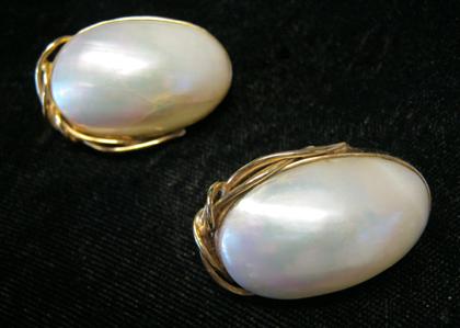 Appraisal: Pair of oval freshwater pearl and karat yellow gold earringsFrench