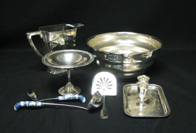 Appraisal: Group of silverplate table serving items including large bowl ladles