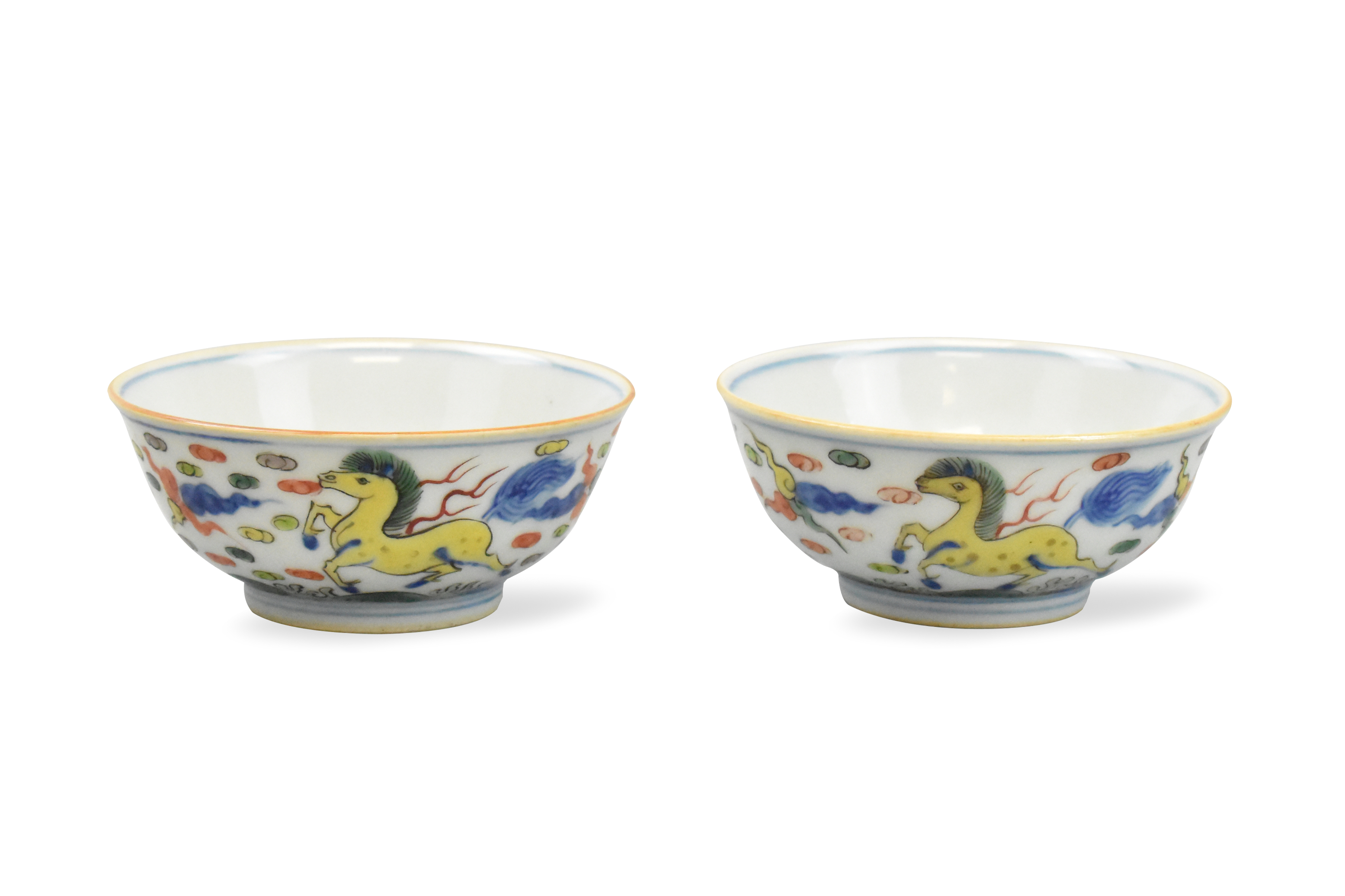 Appraisal: A pair of Chinese famille verte cups with horses dating