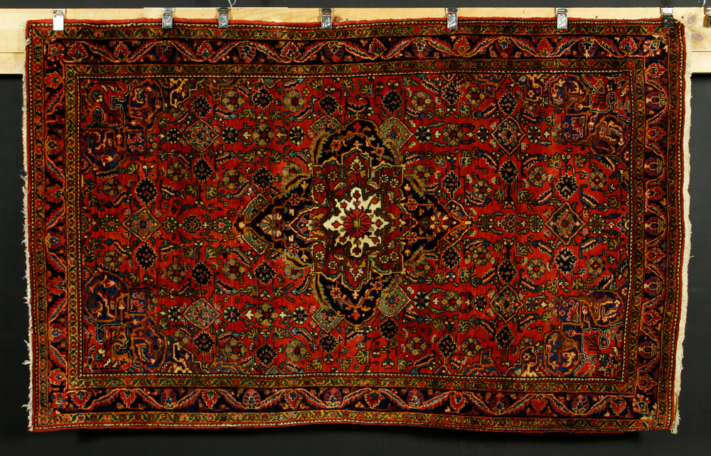 Appraisal: - Antique Persian Josan Sarouk Rug Antique Persian Josan Sarouk