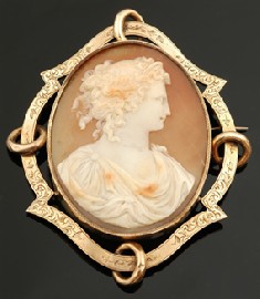 Appraisal: ANTIQUE CT GOLD CAMEO BROOCH