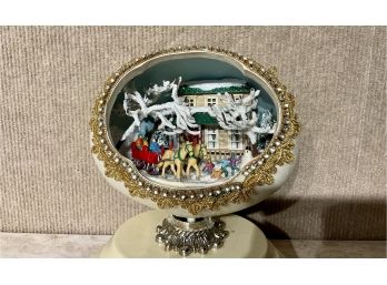 Appraisal: A large collection of Christmas ornaments and decorations multiple Christmas