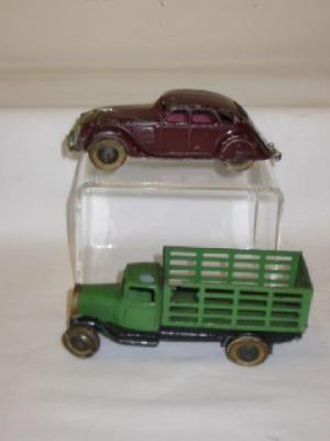 Appraisal: a Chrysler Airflow Saloon maroon f Market Gardeners Lorry type