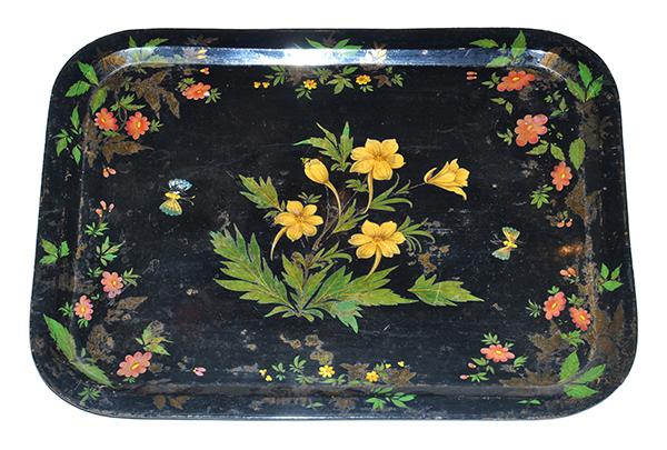 Appraisal: A ROUNDED RECTANGULAR TIN TRAY