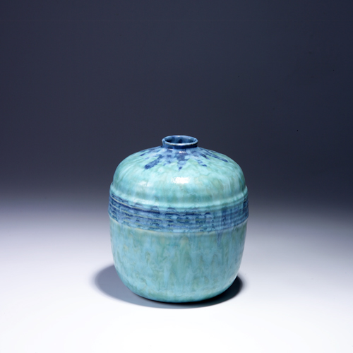 Appraisal: Fine ROSEVILLE Imperial II vase covered in a frothy turquoise