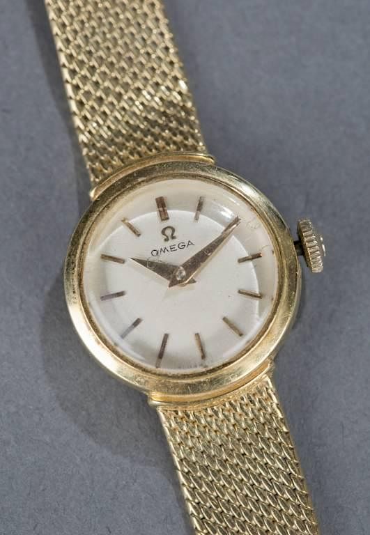 Appraisal: Omega ladies kt gold case and band A Omega ladies