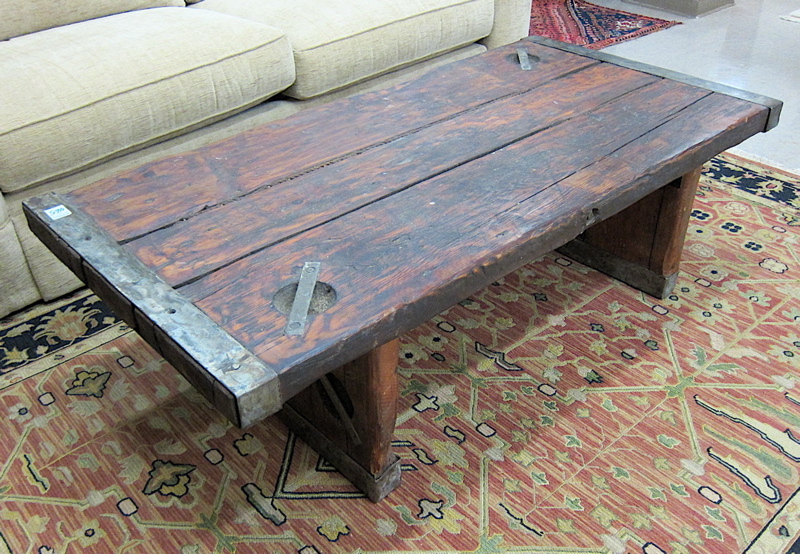 Appraisal: SHIP'S HATCH COFFEE TABLE the rectangular top made up of