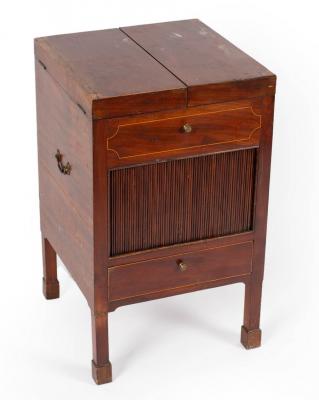 Appraisal: A George III mahogany washstand the folding top above a