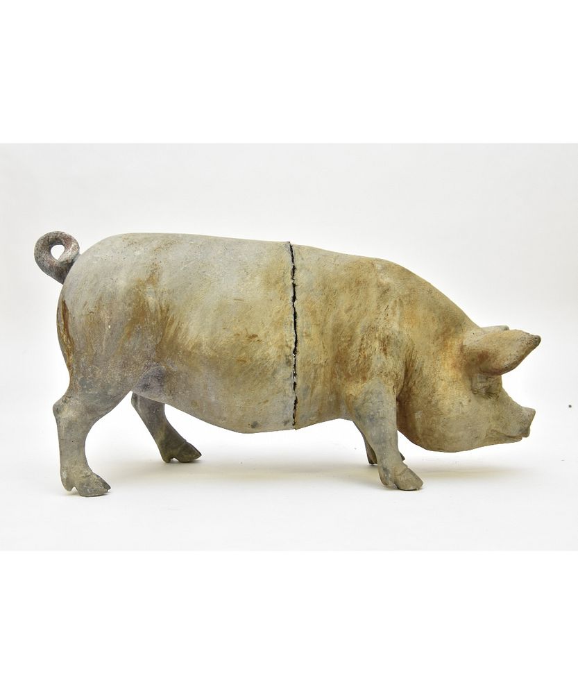 Appraisal: Lead Sow Lead sow garden decoration h x l x