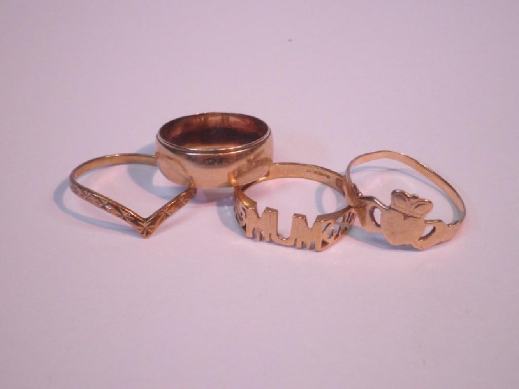 Appraisal: Four ct gold rings g