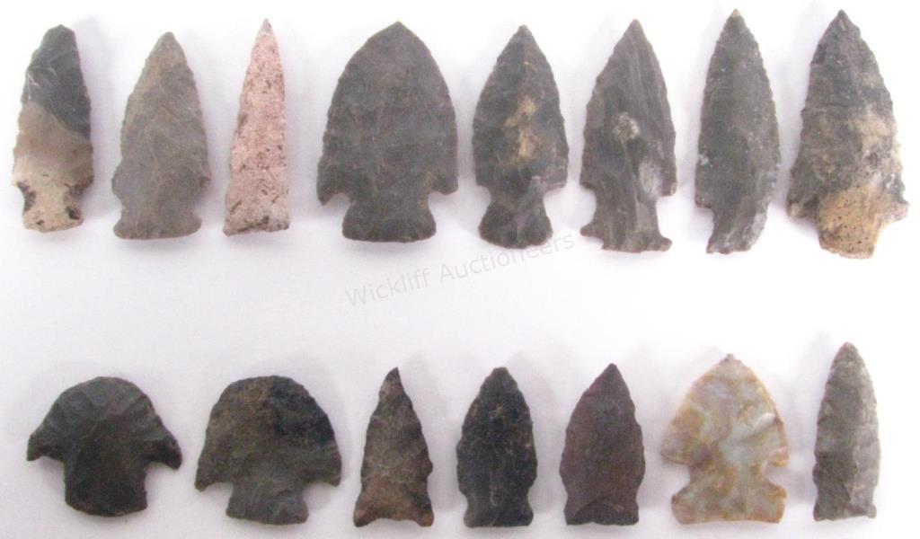 Appraisal: Collection of Indiana Arrowheads found in Crib Mound in Spencer