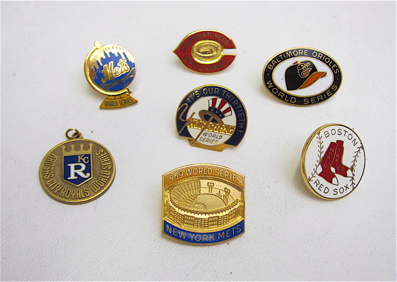 Appraisal: A COLLECTION OF MAJOR LEAGUE WORLD SERIES PRESS PINS AND