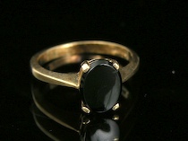 Appraisal: Ladies' Gold Onyx Cabochon Ring A k yellow gold ring