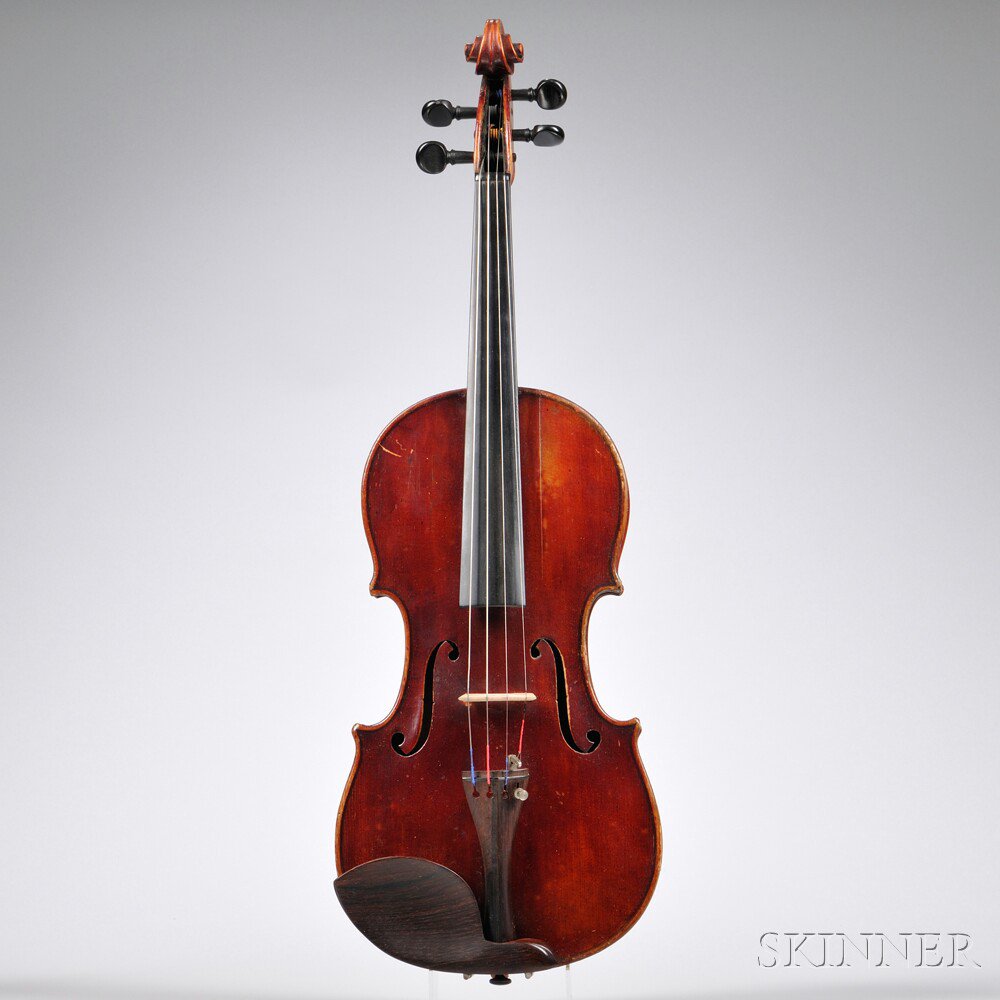 Appraisal: Modern Violin c unlabeled length of back mm with case