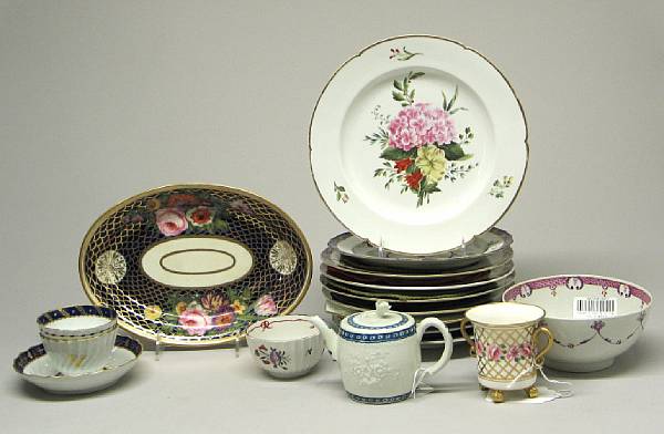 Appraisal: An assembled group of English porcelain fourth quarter th first